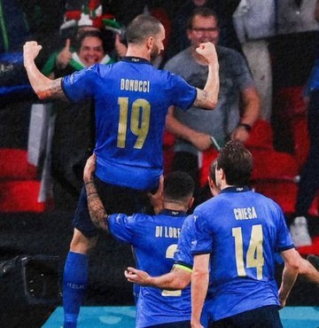 İtalya, 120 dakikası 1-1 sonuçlanan maçta İngiltere