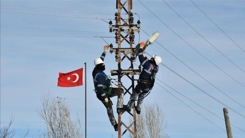 18 Temmuz Pazar AYEDAŞ-BEDAŞ elektrik kesintisi sorgula: İstanbul'da elektrikler ne zaman gelecek?