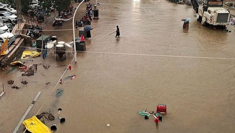 Çin'deki sel felaketinde en az 12 kişi hayatını kaybetti