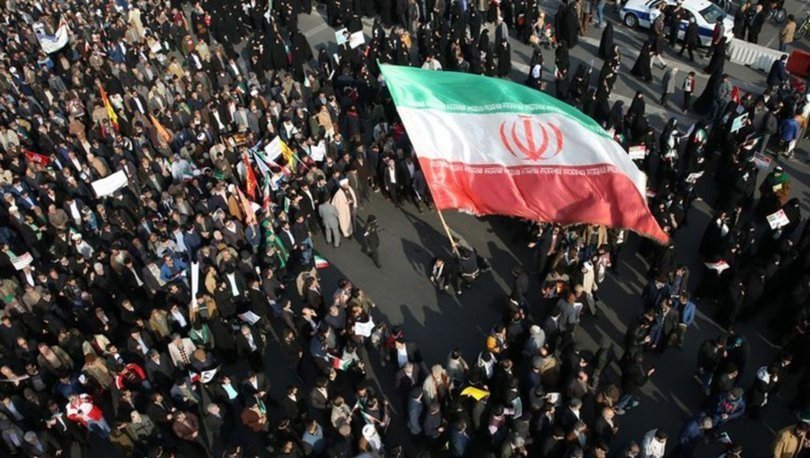 SON DAKİKA: İran'ın Huzistan eyaletinde su kesintilerine karşı düzenlenen gösteriler devam ediyor