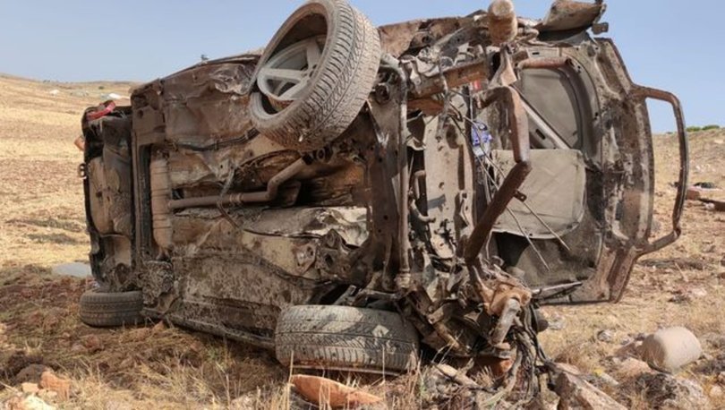Mardin'de otomobil takla attı: 2 asker hayatını kaybetti