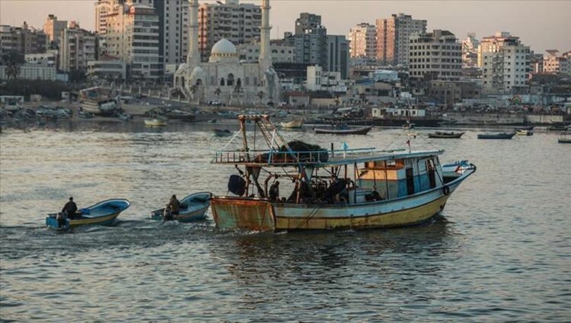 İsrail, Gazze'deki balıkçıların avlanma mesafesini 6 mile düşürdü