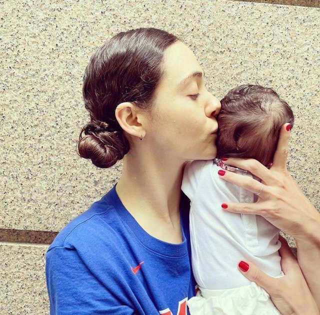 Emmy Rossum: Kızımın antikorları oluştu! - Magazin haberleri