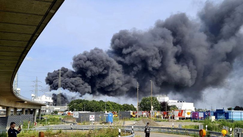 Almanya'da kimya fabrikasında patlama: 2 ölü