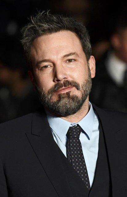 Ben Affleck, Anka Kuşu dövmesiyle gündemde: Benim için önemli bir şeyi temsil ediyor - Magazin haberleri