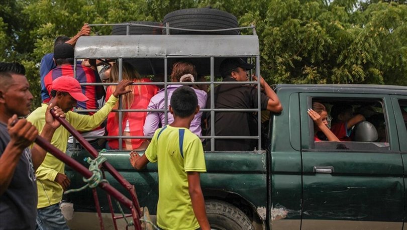 Kolombiya'dan ABD'ye gitmek isteyen 9 bin göçmen sınırların açılması için bekliyor - Haberler