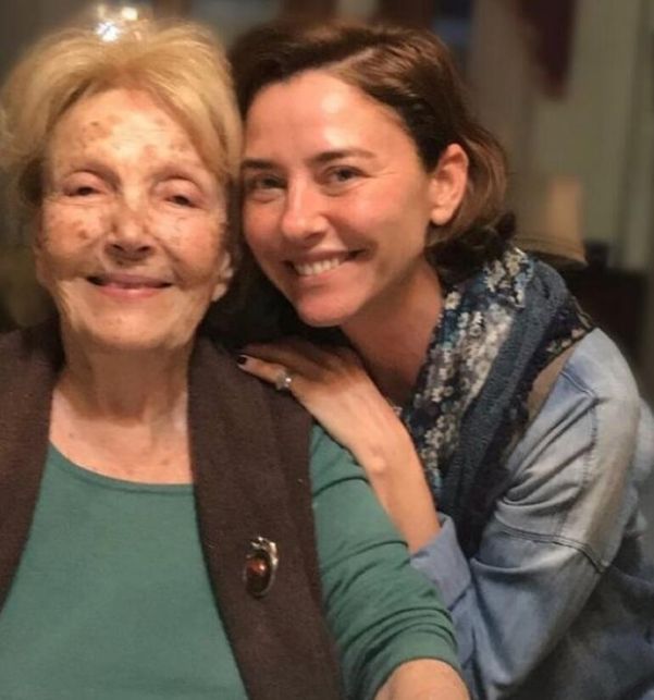 Nedret G&uuml;ven&ccedil; ve Ece Uslu