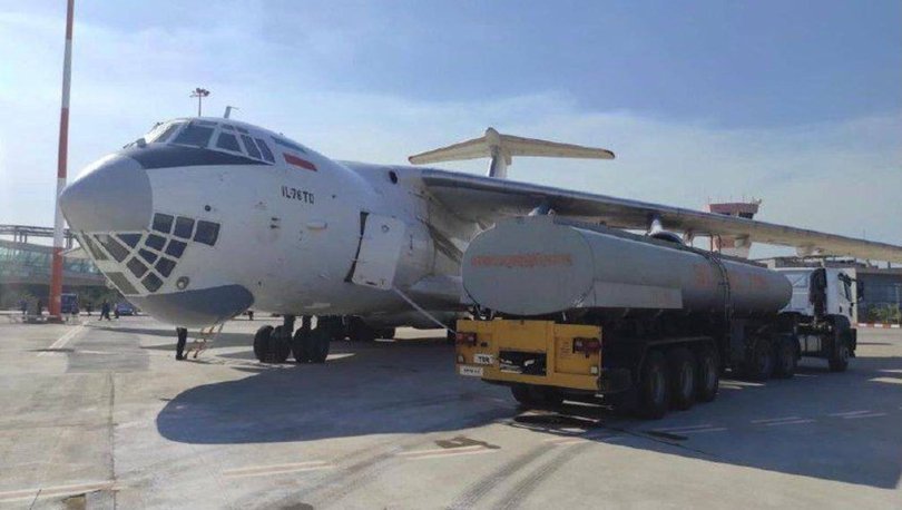 İran'dan gelen yangın söndürme uçağına Aksaz Deniz Üs Komutanlığında su ikmali yapıldı