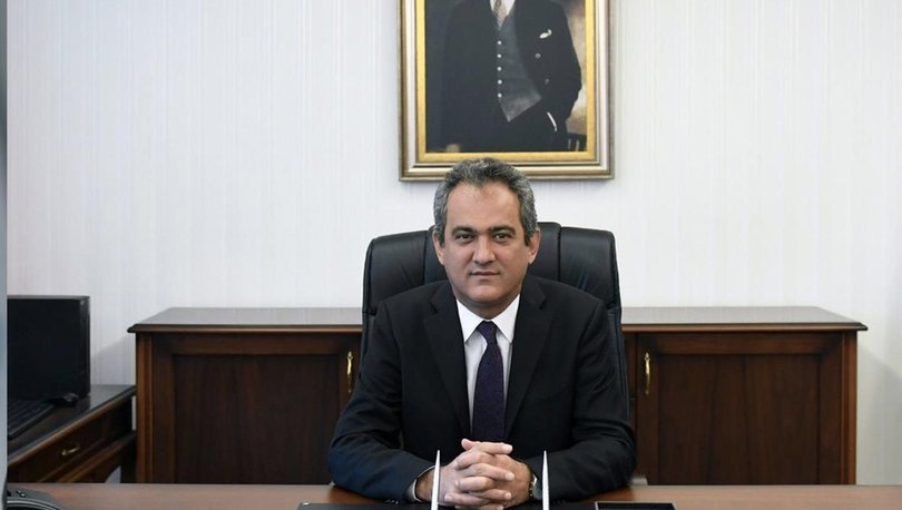 mahmut ozer kimdir kac yasinda nereli iste yeni meb bakani mahmut ozer in biyografisi gundem haberleri