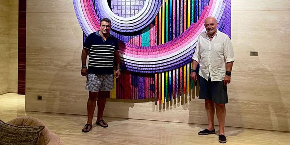 Şahenk'ten sanata destek...