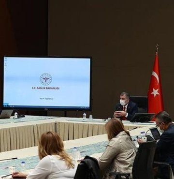 00’de YouTube üzerinden canlı açıklama yapacak.