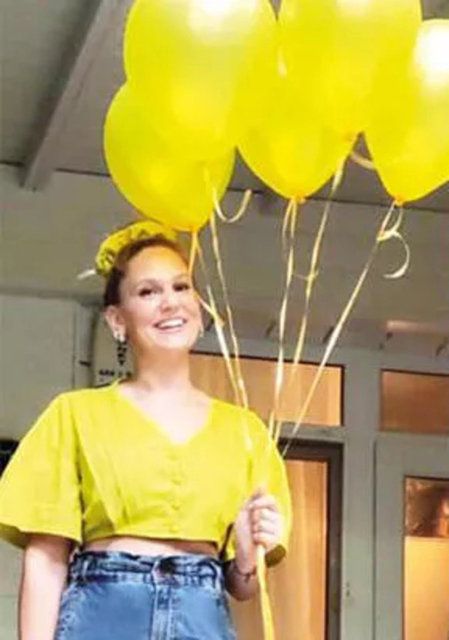 Farah Zeynep Abdullah 32. yaşına bastı! Sevgilisi Efe Çelik'ten sürpriz - Magazin haberleri