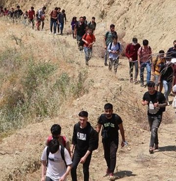 Birleşmiş Milletler Mülteciler Yüksek Komiserliği (BMMYK) Afganistan Temsilcisi Caroline Van Buren, Afganistan