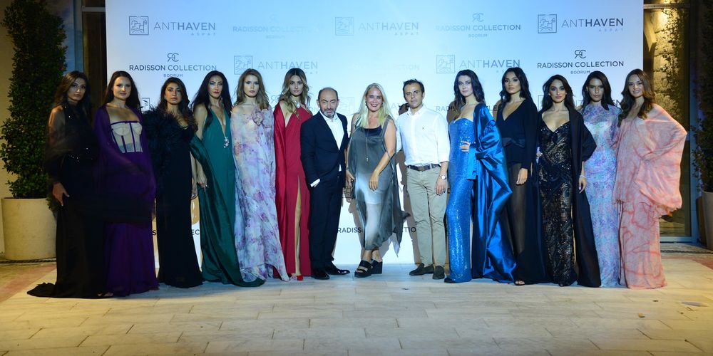 Çocuklara destek defilesi