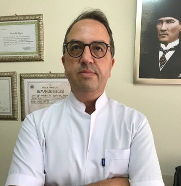 Sağlık Bakanlığı Koronavirüs Bilim Kurulu Üyesi Prof. Dr. Alper Şener, son haftalarda gebelerde yeni tip koronavirüs (Kovid-19) vaka sayılarında artış gözlendiğini belirterek, salgının hem anne hem de bebekte olumsuz sonuç yaratmaması için hamilelerin mutlaka aşı olması gerektiğini söyledi