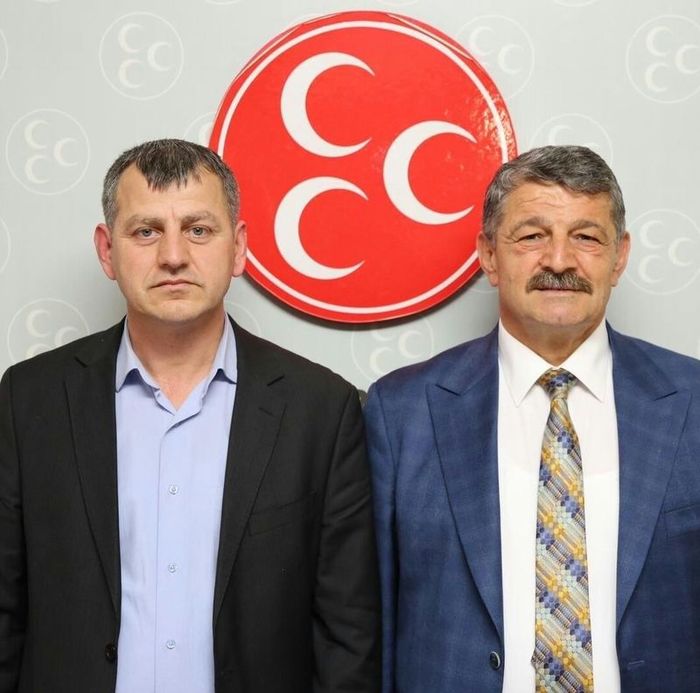 Bartın Belediye Başkan Yardımcısı Ahmet Kömeç'in (solda) hayatını kaybettiği kazada yaralananlar arasında yer alan Bartın Belediye Başkanı Cemal Akın (sağda). (Fotoğraf:AA)