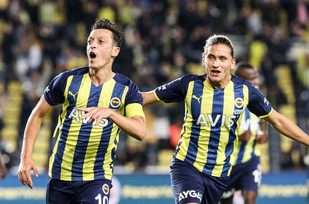 Fenerbahçe, Kasımpaşa'yı konuk ediyor
