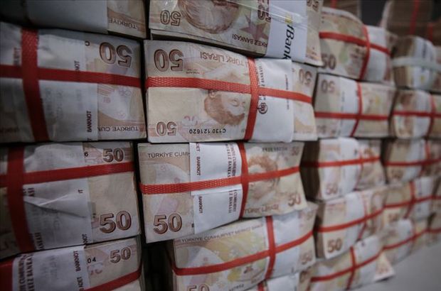 Hazine 12.6 milyar lira borçlandı
