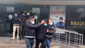 7 yetim evlat, bir gözü yaşlı eş