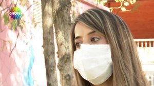 Boşanmaya çalıştığı eşinin düğününü izledi