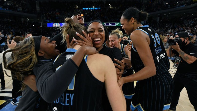 Chicago Sky tarihinin ilk WNBA şampiyonluğunu elde etti