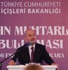 İçişleri Bakanı Süleyman Soylu, "Düzensiz göçle, terörle, farklı operasyonlarla olsun, bizi cendereye sokmak ve yönetmek istiyorlar. Biz kendimizi başkalarına yönettirmeyiz. Döviz kurlarına da yönettirmeyiz, 10 tane büyükelçiye de yönettirmeyiz" dedi.