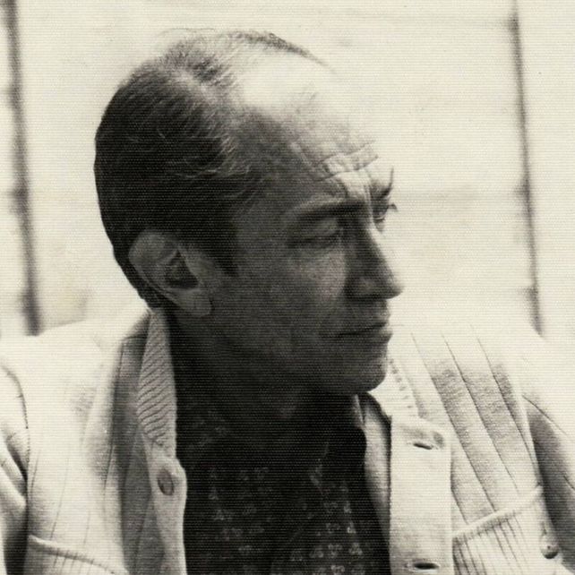  Türk sinemasının önemli isimlerinden olan Ertem Eğilmez, meslek hayatı boyunca 44 film yönetti, 5 senaryo kaleme aldı ve 97 filmin yapımcılığını üstlendi.
