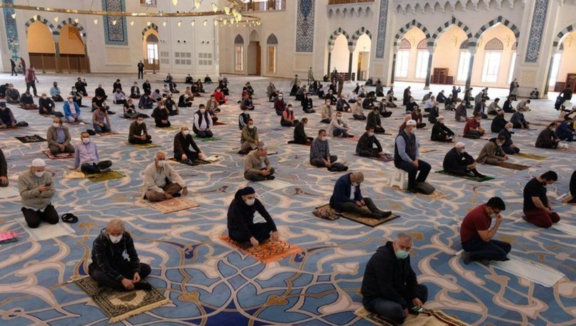 İstanbul'da Cuma namazı kaçta kılınacak? Diyanet açıkladı: 29 Ekim İstanbul Cuma namazı saati