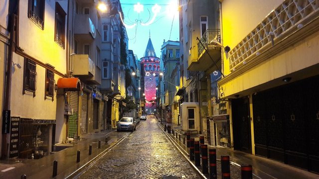 BEYOĞLU ŞİİR DURAKLARI<br /><br />