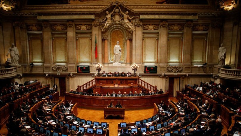 SON DAKİKA: Portekiz'de erken seçime gitmek için meclis feshedildi