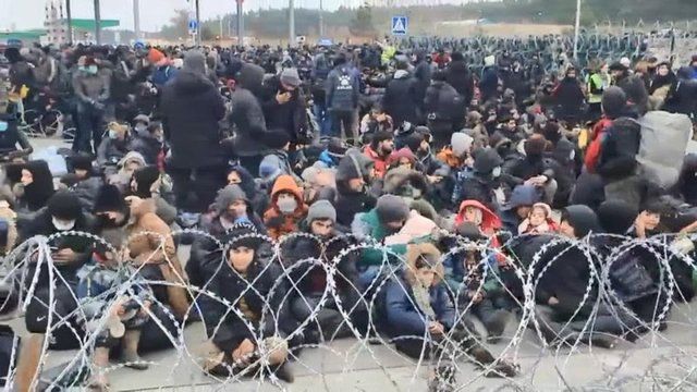 SON DAKİKA: Polonya-Belarus sınırına sığınmacı akını sürüyor