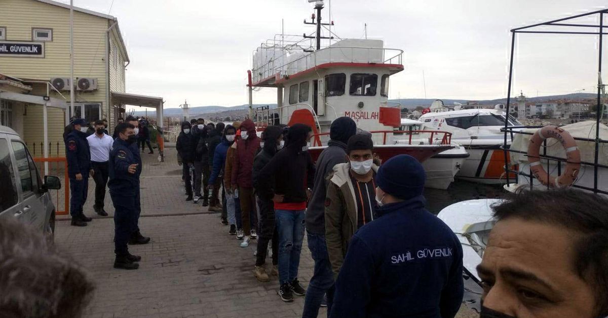 Λαθρομετανάστες βγήκαν από το ψαροκάικο!  – Νέος
