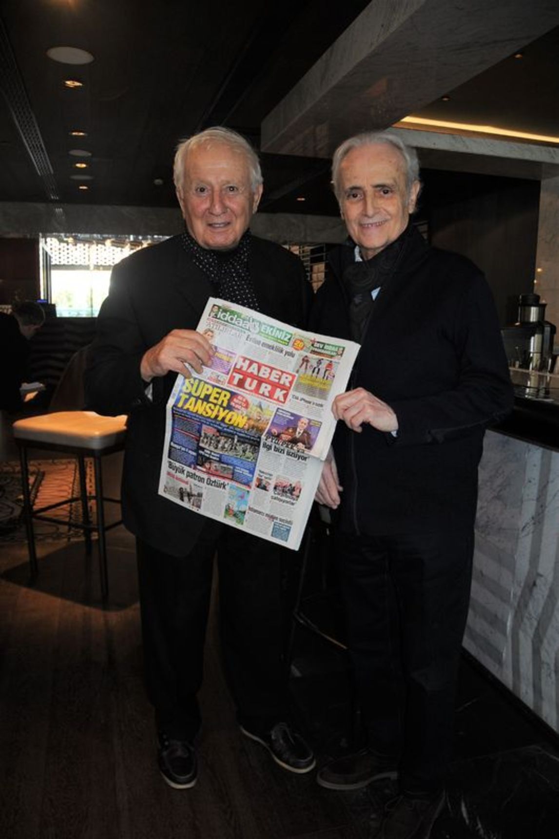 Güngör Denizaşan ünlü tenor Jose Carreras'la birlikte...