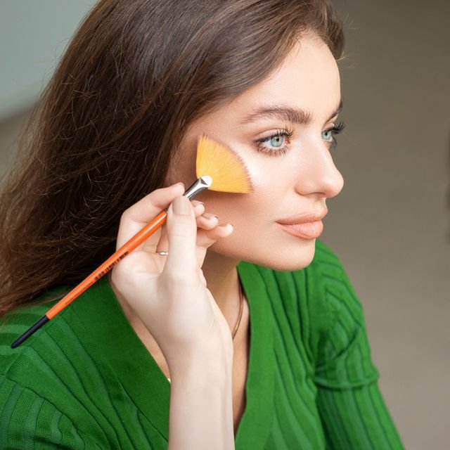 Kuru ciltler için makyaj önerileri