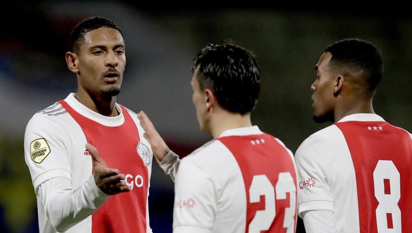 Ajax ligde farklı kazandı