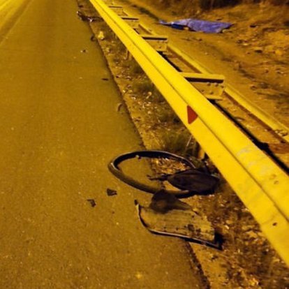 Alanya'da hafif ticari aracın çarptığı iki bisikletli öldü