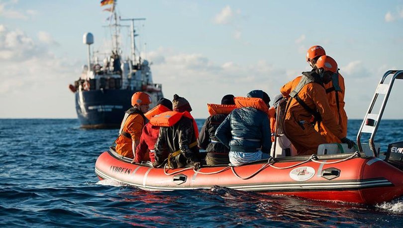 SON DAKİKA! Fas açıklarında 147 düzensiz göçmen kurtarıldı