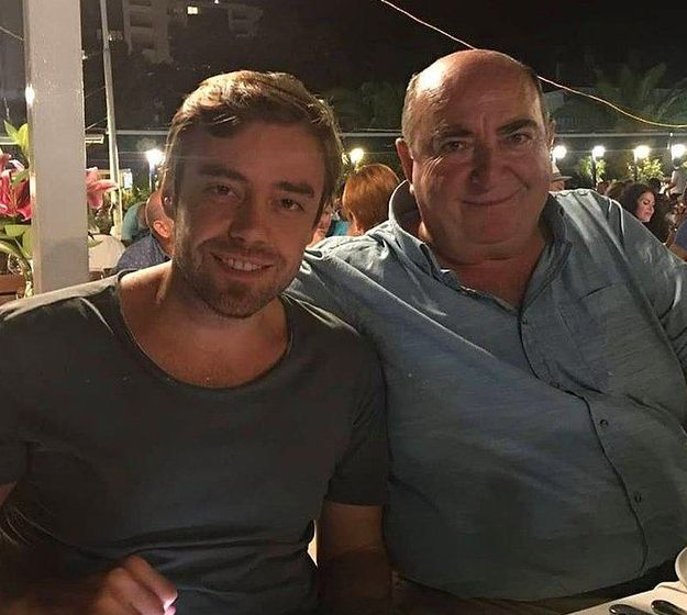 Murat Dalkılı&ccedil; ile babası Mehmet Sedat Dalkılı&ccedil;