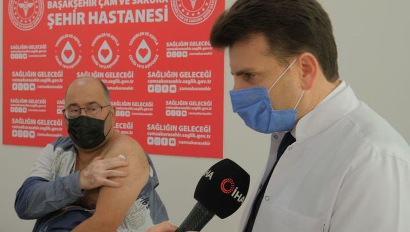 Yenikapı'da Karabük Günleri'nde Prof. Yiyit aşı için ikna etmeye çalıştı