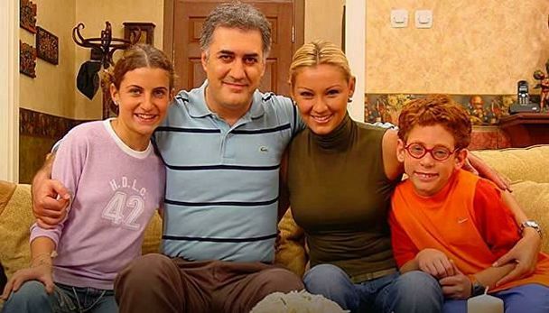 Altuğ, '&Ccedil;ocuklar Duyması'nda Tamer Karadağlı, Furkan Kızılay ve Ayşecan Tatari ile rol almıştı.