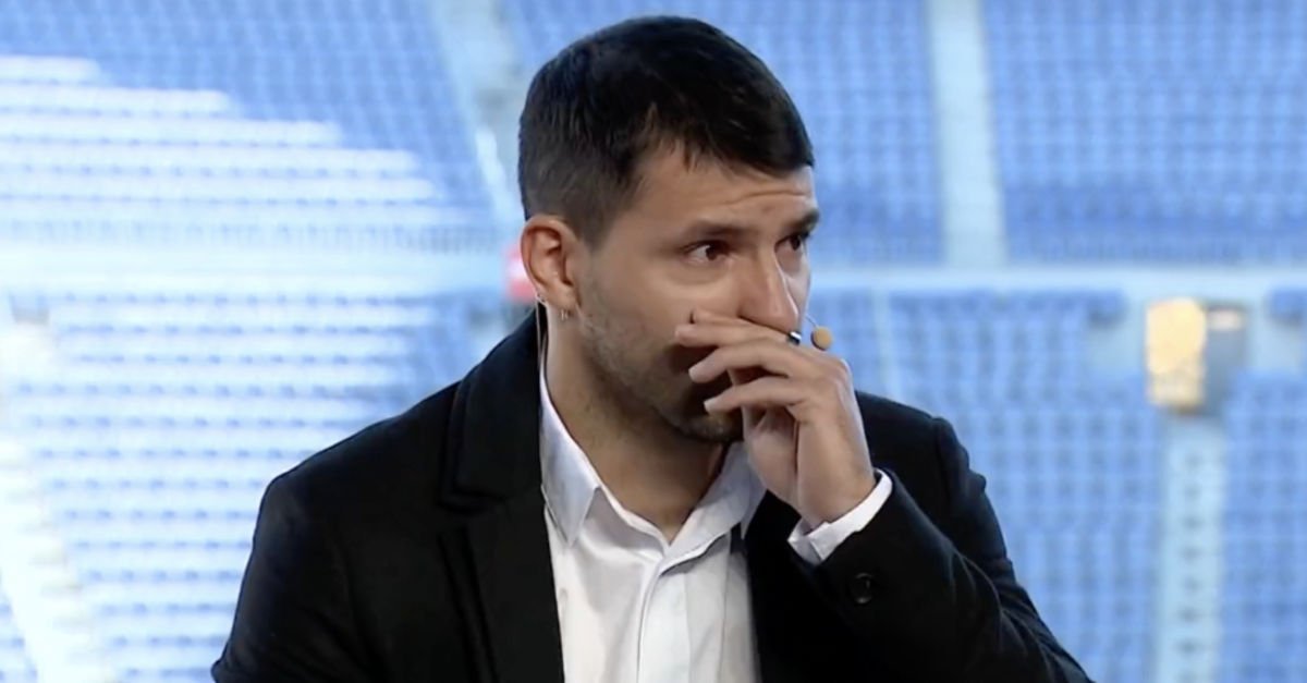 Sergio Aguero said goodbye to football, he couldn’t hold back his tears!