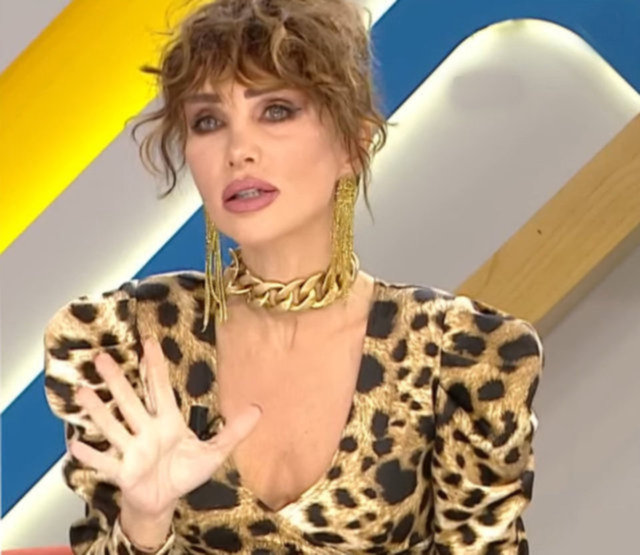 Seren Serengil ameliyat oldu! Hastaneden ilk fotoğraf