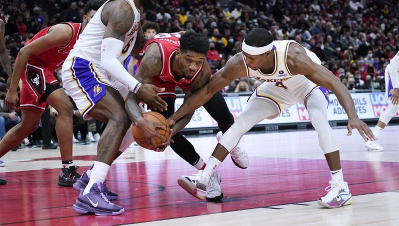 NBA'de Chicago Bulls, sahaya galibiyetle döndü