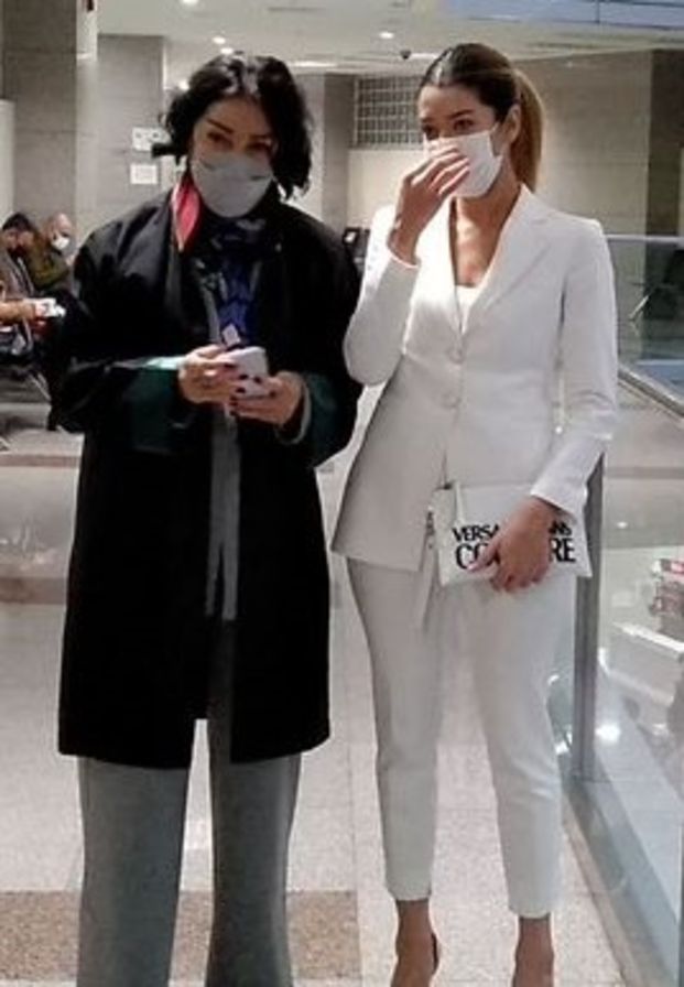 Feyza Aktan ile avukatı Altın Mimir