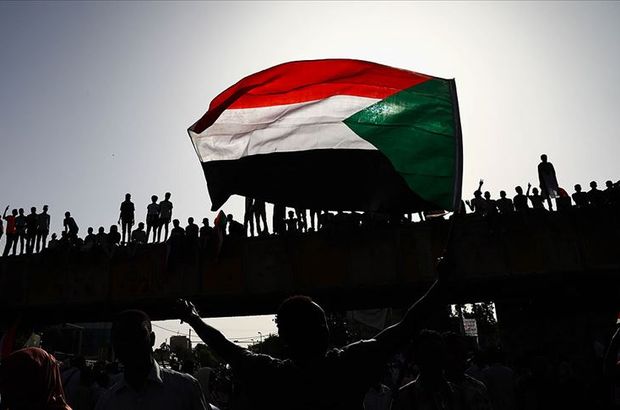 Sudan'da seçim talimatı
