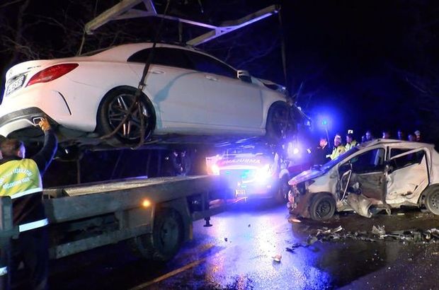 Sarıyer'de iki otomobil çarpıştı: 1'i ağır, 3 yaralı