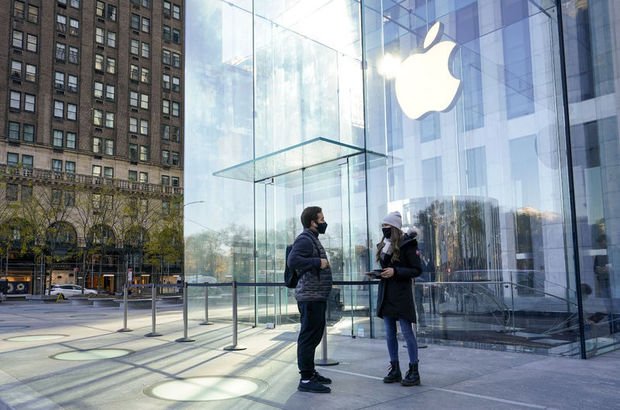 Apple New York'taki mağazalarını kapattı