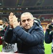 Galatasaray Teknik Direktörü Fatih Terim son oynadıkları Antalyaspor maçının 11’ine göre Denizlispor karşısında 7 değişiklik yaptı. 6 maçlık cezasını tamamlayan Terim de Denizli müsabakasıyla takımının başında yer aldı