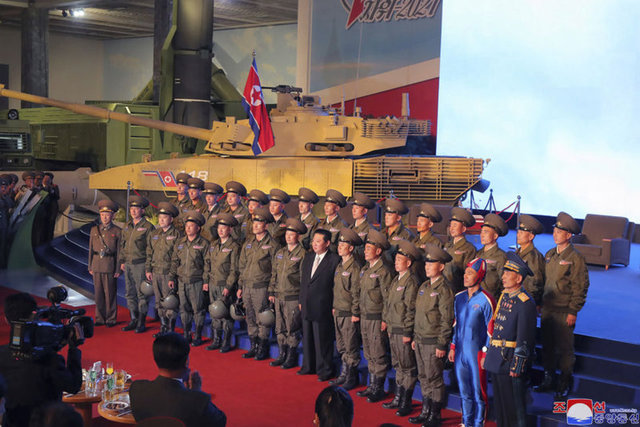 Kuzey Kore'den askerlere 'Kim Jong-un'a sadakat çağrısı  - Haberler