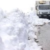 Hadımköy'de TIR'ların 'kar yığını' bekleyişi 
